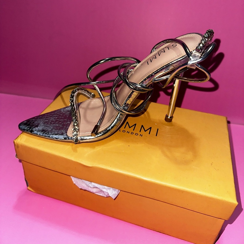 Simmi Heels